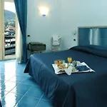 Aragona Palace & 4*