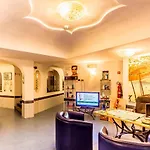 Aragona Palace & 4*