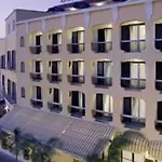 Hotel Aragona Palace & 4*