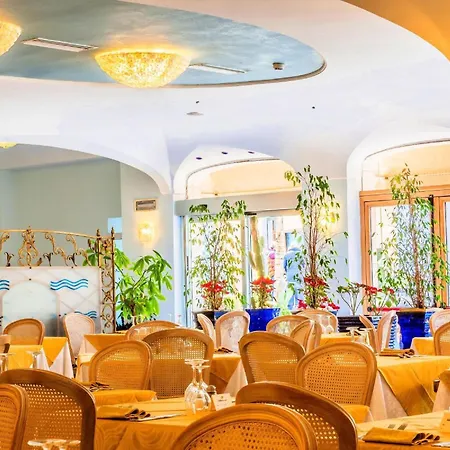 Hotel Aragona Palace & 4*