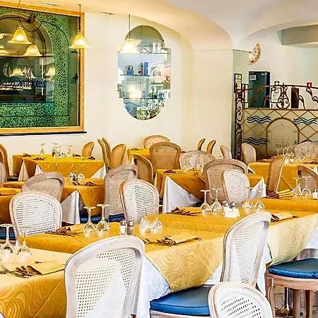 Aragona Palace &