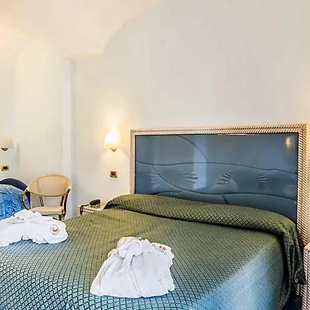 Hotel Aragona Palace & Ísquia