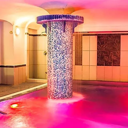 Aragona Palace & 4* Ísquia