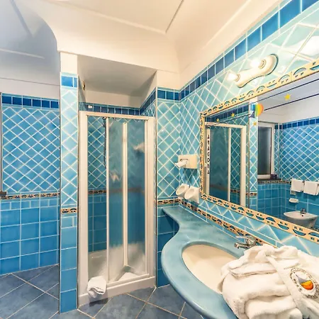 Aragona Palace & 4*