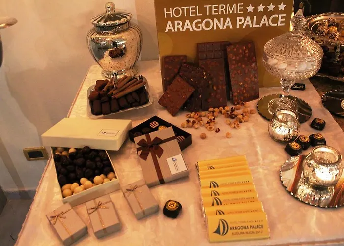 Отель Aragona Palace & Искья
