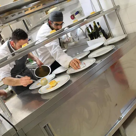 亚拉贡宫温泉酒店 酒店 伊斯基亚