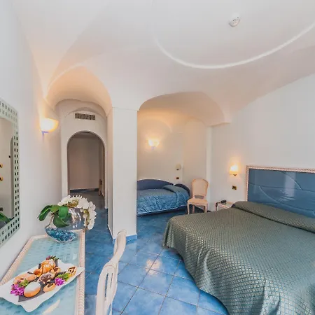 亚拉贡宫温泉酒店 酒店 伊斯基亚