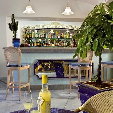 Aragona Palace & 4* Ίσκια