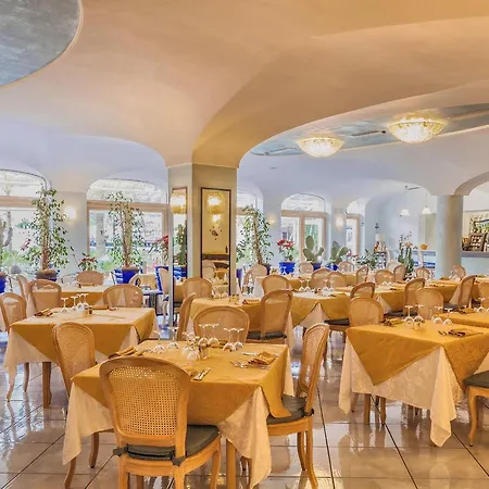 酒店 亚拉贡宫温泉酒店 伊斯基亚