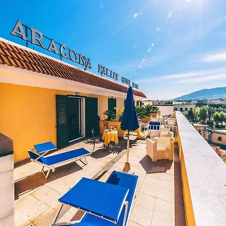 亚拉贡宫温泉酒店 4*