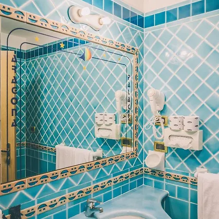 亚拉贡宫温泉酒店 伊斯基亚